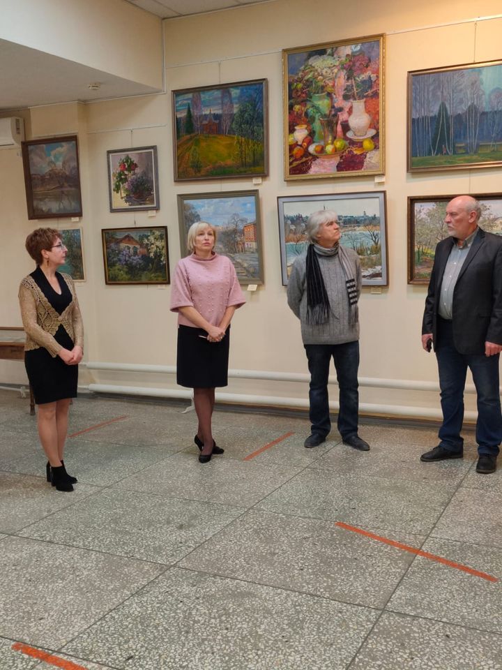В Выставочном зале Дома-музея И.И. Крылова открылась областная выставка «Донская весна».
