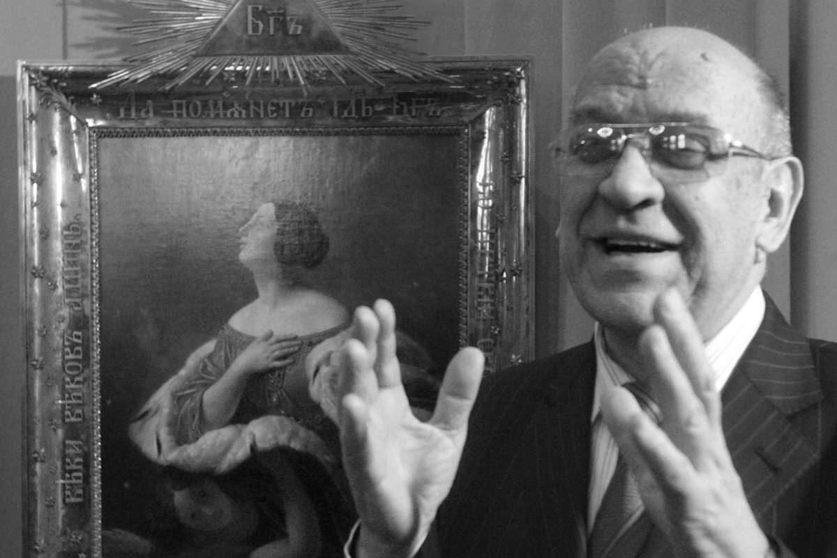10 апреля на 85-м  году ушел из жизни президент Государственного исторического музея (ГИМ) Александр Иванович Шкурко.