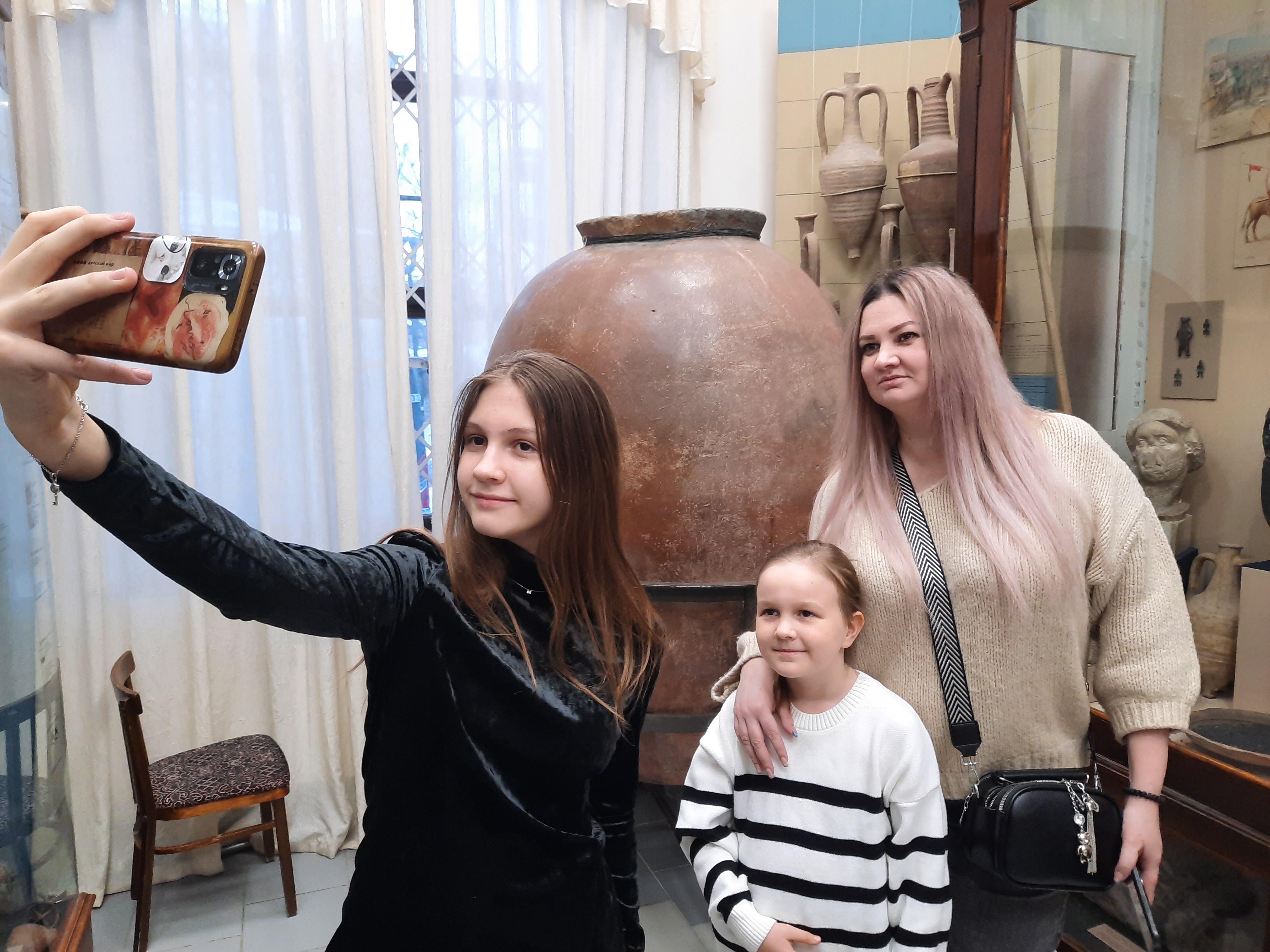 В среду в музее прошёл День музейного селфи. В среду в музее прошёл День музейного селфи.