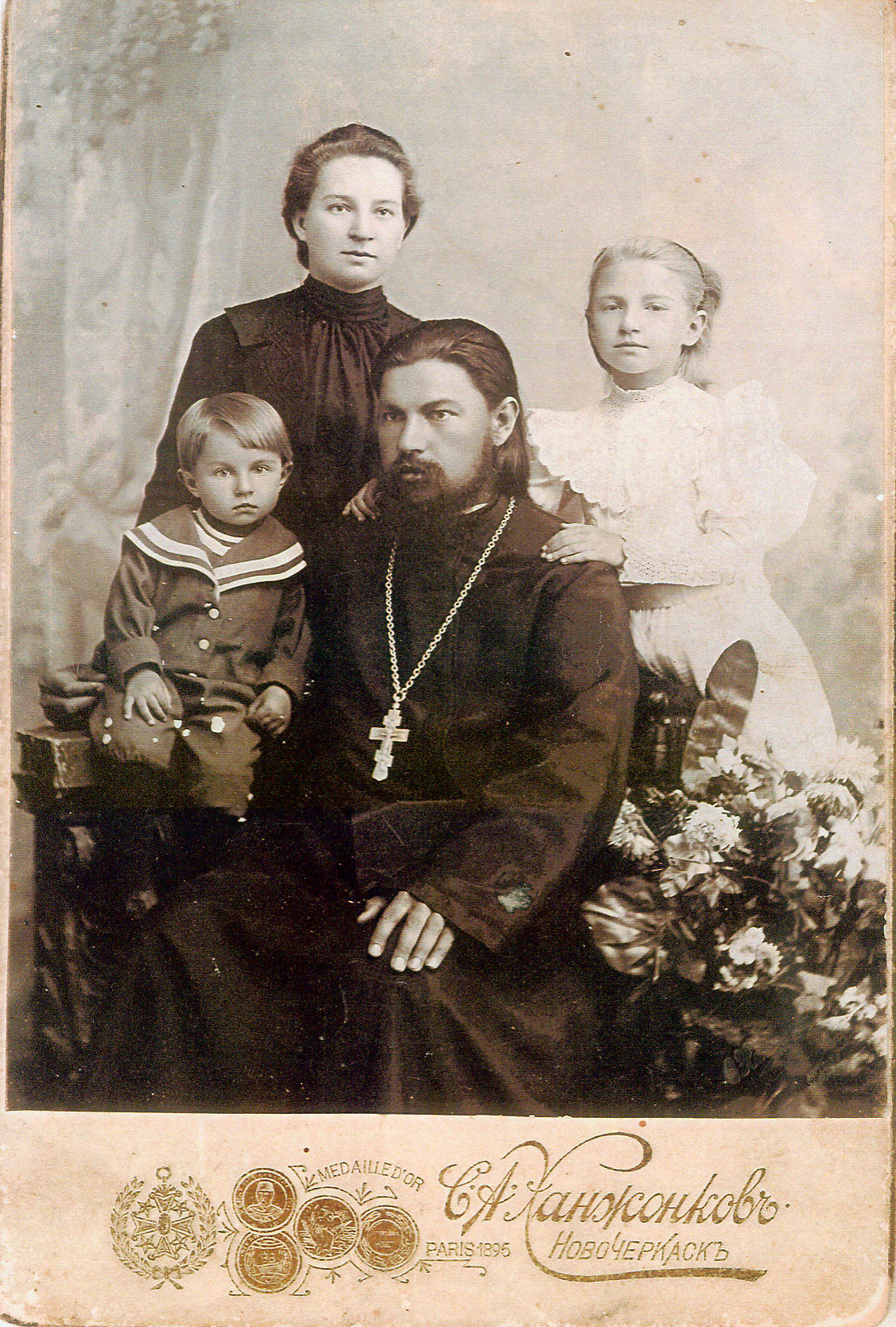 19 ноября 2024 года исполняется 125 лет со дня рождения Петра Александровича Попова (1899-1986), протоиерея, публициста, внука первого директора Донского музея Х.И. Попова.